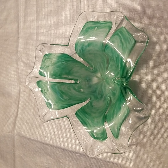 Murano Style Mint Green Art Glass Vase-Bowl Vintage - Picture 2 of 4